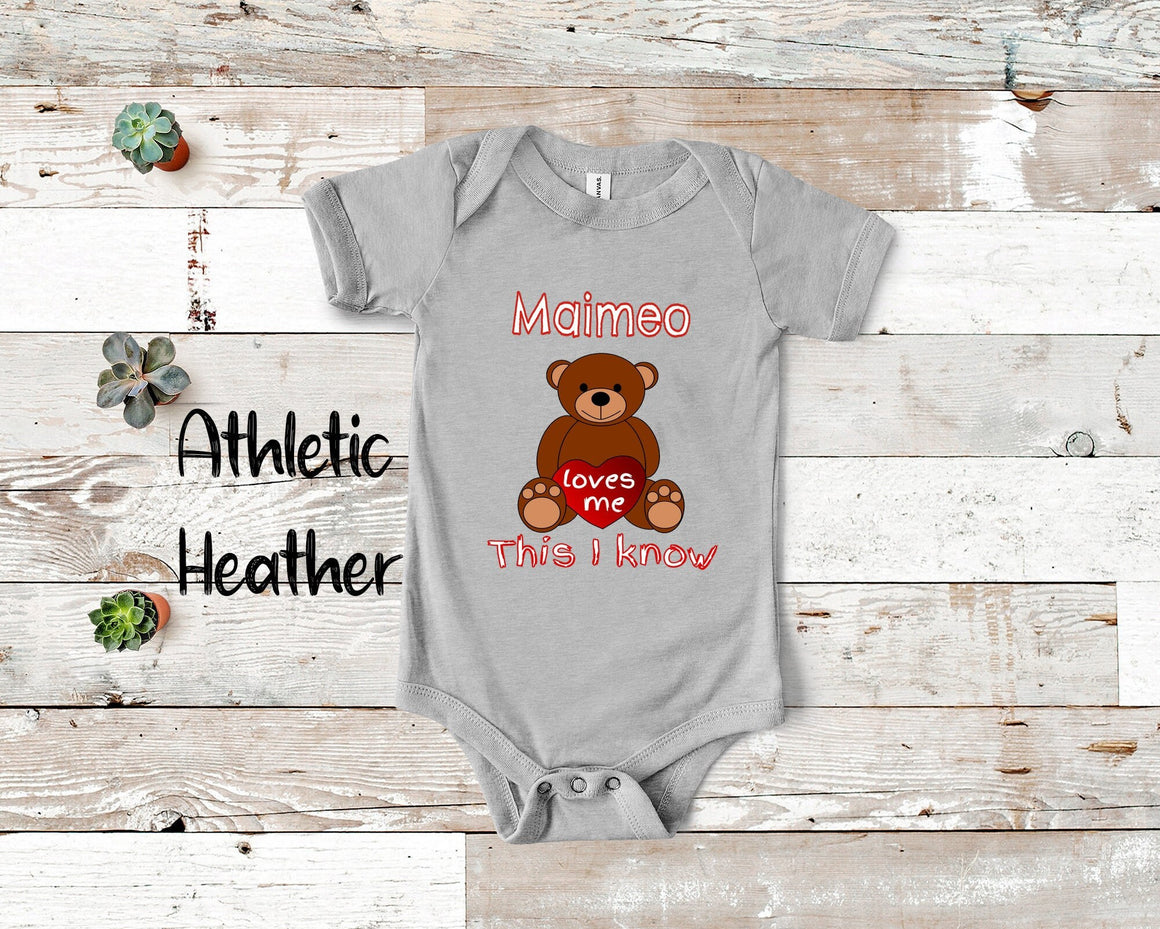 Maimeo Loves Me Cute Grandma Bear Baby Bodysuit, Tshirt or Toddler Shirt Ireland Irish Grandmother Gift or Pregnancy Reveal Announcement
